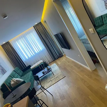 Apartment 19 - To Door Jahorina